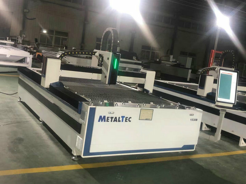 Лазерный станок для резки металла MetalTec 1530B (1500W)