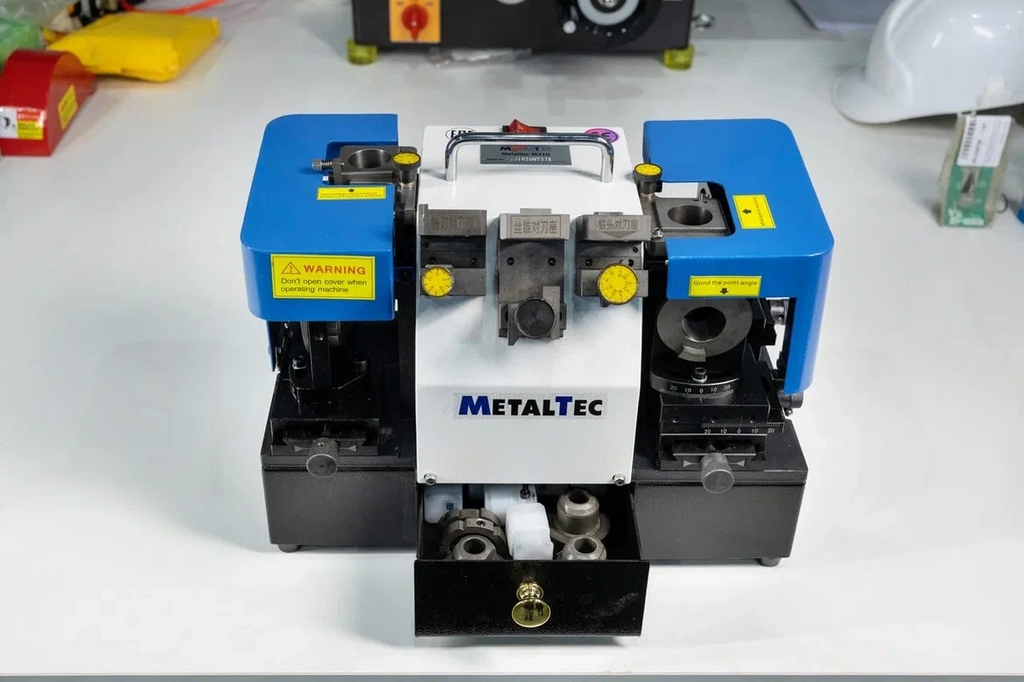 Станок для заточки концевых фрез MetalTec M31C